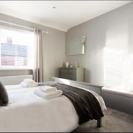 The Light House Entire Luxury 3 Bedrooms *