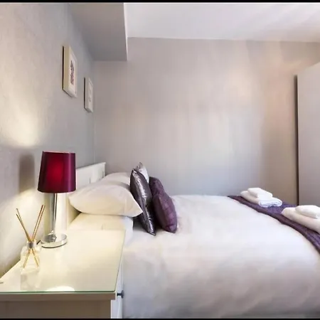 The Light House Entire Luxury 3 Bedrooms Apartment