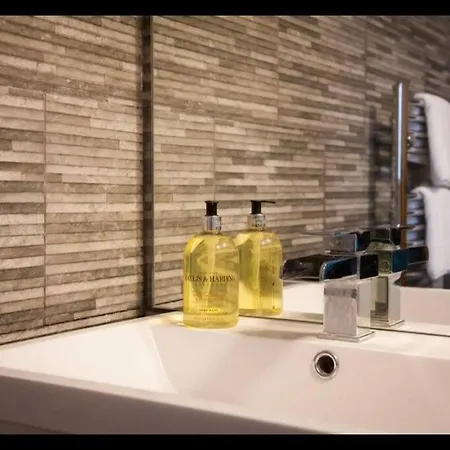 The Light House Entire Luxury 3 Bedrooms Lejlighed